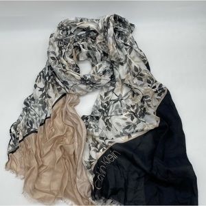 Calvin Klein black and beige leaf prints rectangle modal lightweight 🧣 scarf